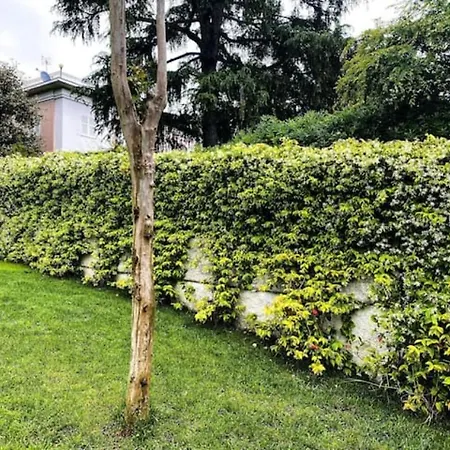 Elegante Giardino + Posteggio Privato Villa *