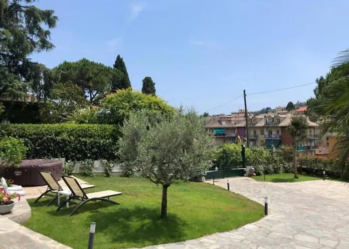 Elegante Giardino + Posteggio Privato *