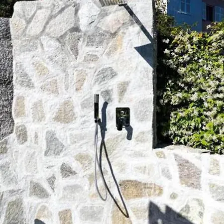 Elegante Giardino + Posteggio Privato Villa *